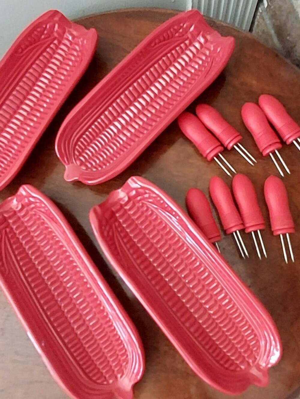 Red Corn On The Cob Dishes Plates Holders Melamine Plastic Summer Set 4 BBQ